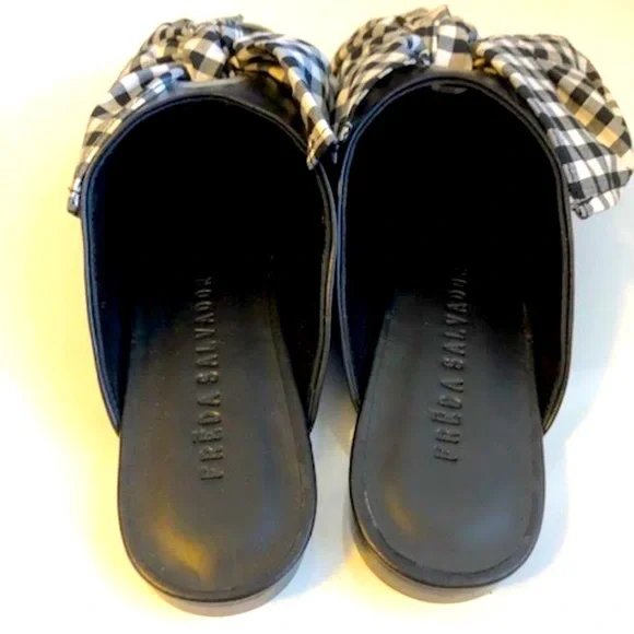 NWT FREDA SALVADOR Ono Black White Gingham Bow Tie Mule Flats 6 MSRP $325